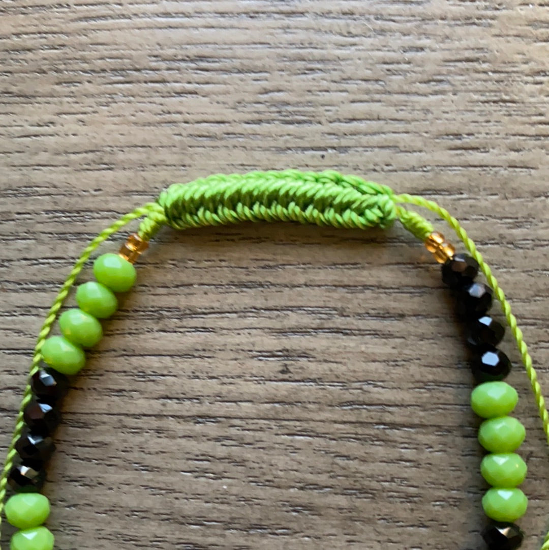 Green And Black Glass Beads Bracelet