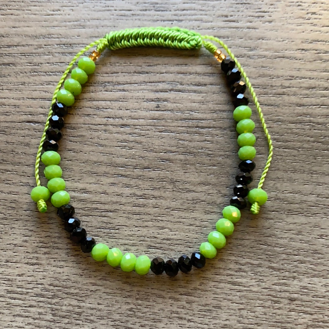 Green And Black Glass Beads Bracelet